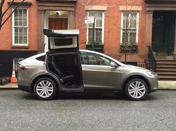 Tesla Titel-Bild zur News: Tesla
