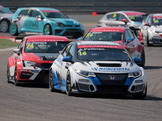 Aku Pellinen beim zweiten Rennen der TCR International Series des 1. Laufs in Bahrain 2016