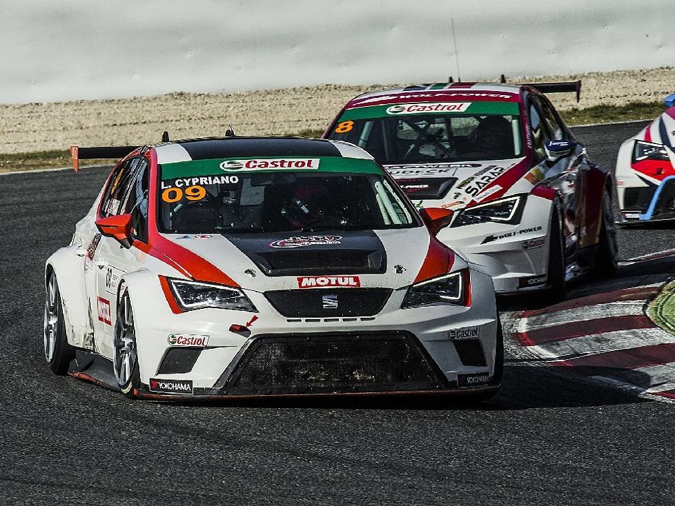 Lucile Cypriano (JSB Competition), Gewinnerin der "Ladies Trophy" des SEAT Leon Eurocups 2015
