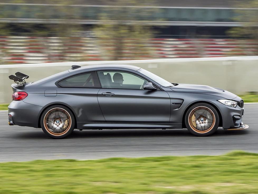 BMW M4 GTS