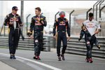 Max Verstappen (Toro Rosso), Daniil Kwjat (Red Bull), Carlos Sainz (Toro Rosso) und Daniel Ricciardo (Red Bull) 