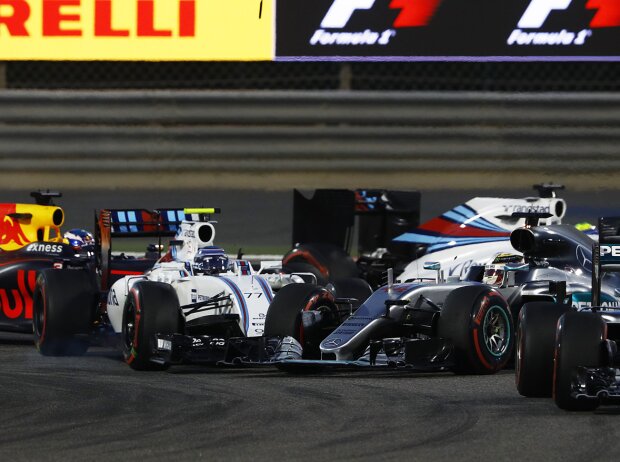 Titel-Bild zur News: Nico Rosberg, Valtteri Bottas, Lewis Hamilton