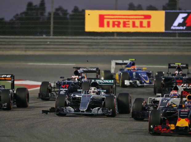 Lewis Hamilton, Valtteri Bottas Lewis Hamilton, Valtteri Bottas