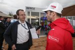 WTCC-Pressesprecher Richard Rogers interviewt Jose-Maria Lopez