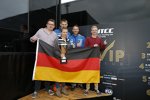 Deutschland wird für den Sieg im Nationencup der ETCC 2015 geehrt