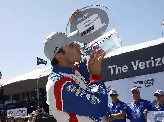 Helio Castroneves Titel-Bild zur News: Helio Castroneves