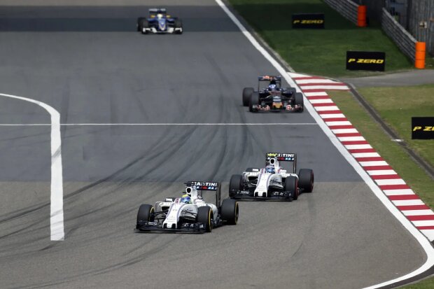 Felipe Massa Valtteri Bottas Max Verstappen Ferrari Scuderia Ferrari F1Williams Williams Martini Racing F1Toro Rosso Scuderia Toro Rosso F1 ~Felipe Massa (Williams), Valtteri Bottas (Williams) und Max Verstappen (Toro Rosso) ~ Felipe Massa Valtteri Bottas Max Verstappen Ferrari Scuderia Ferrari F1Williams Williams Martini Racing F1Toro Rosso Scuderia Toro Rosso F1 ~Felipe Massa (Williams), Valtteri Bottas (Williams) und Max Verstappen (Toro Rosso) ~