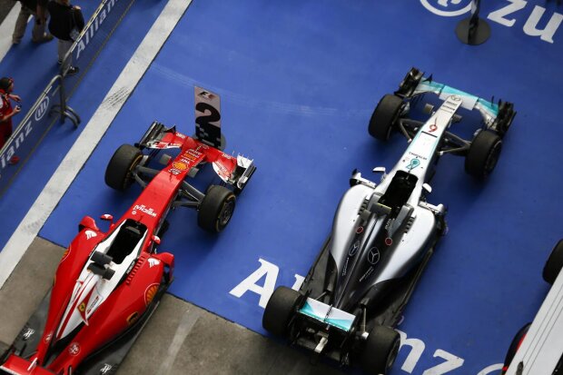 Nico Rosberg Sebastian Vettel Ferrari Scuderia Ferrari F1Mercedes Mercedes AMG Petronas Formula One Team F1 ~Nico Rosberg (Mercedes) und Sebastian Vettel (Ferrari) ~ 