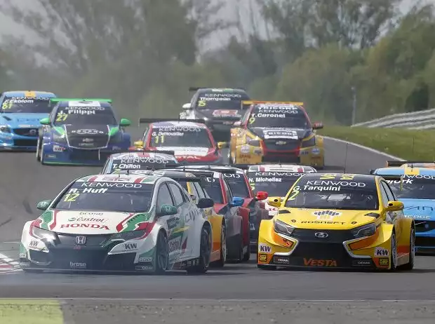 Honda und Lada Titel-Bild zur News: Honda und Lada