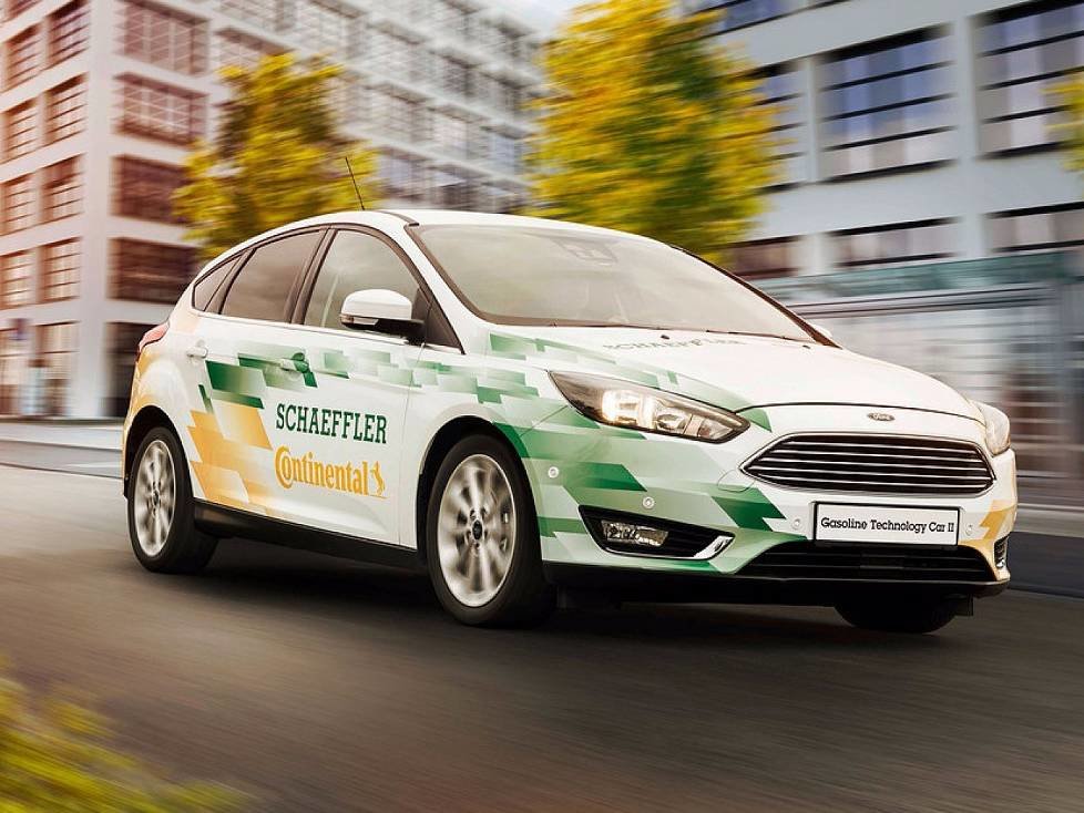 Schaeffler und Continental präsentieren mit Ford die zweite Generation des Gasoline Technology Car (GTC II). Das GTC II zeigt das Potenzial einer 48 Volt-Hybridisierung und verspricht rund 25 Prozent weniger Verbrauch