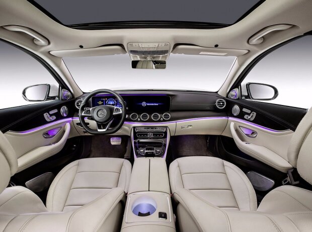 Innenraum der Mercedes-Benz E-Klasse Langversion 
