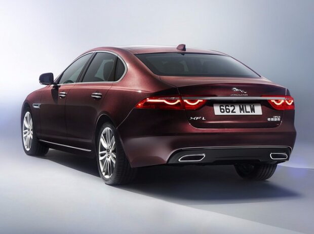 Jaguar XLF Jaguar XLF