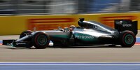 Bild zum Inhalt: Mercedes: Hamilton macht Reifen für Ausritte verantwortlich