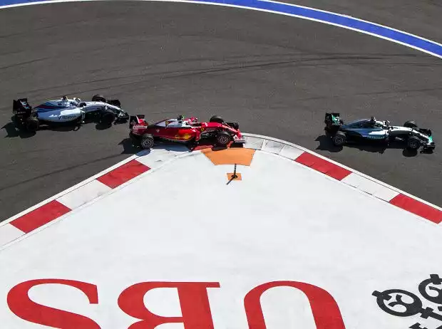 Nico Rosberg, Kimi Räikkönen, Valtteri Bottas Titel-Bild zur News: Nico Rosberg, Kimi Räikkönen, Valtteri Bottas