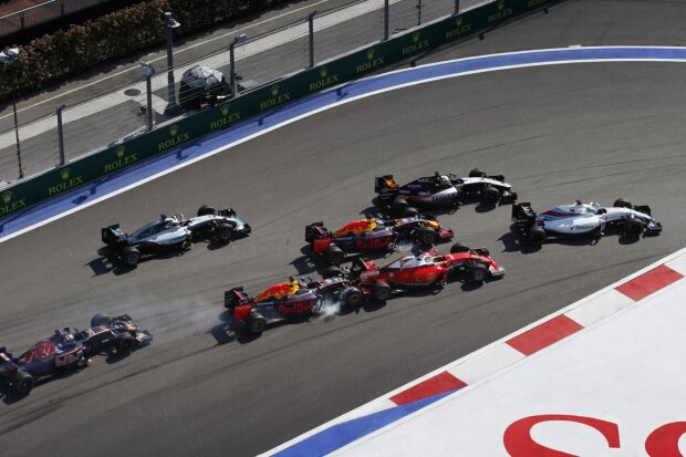 Felipe Massa Sergio Perez Daniel Ricciardo Daniil Kwjat Sebastian Vettel Force India Sahara Force India F1 Team F1Williams Williams Martini Racing F1Red Bull Red Bull Racing F1 ~Felipe Massa (Williams), Sergio Perez (Force India), Daniel Ricciardo (Red Bull), Daniil Kwjat (Red Bull) und Sebastian Vettel (Ferrari) ~ Felipe Massa Sergio Perez Daniel Ricciardo Daniil Kwjat Sebastian Vettel Force India Sahara Force India F1 Team F1Williams Williams Martini Racing F1Red Bull Red Bull Racing F1 ~Felipe Massa (Williams), Sergio Perez (Force India), Daniel Ricciardo (Red Bull), Daniil Kwjat (Red Bull) und Sebastian Vettel (Ferrari) ~