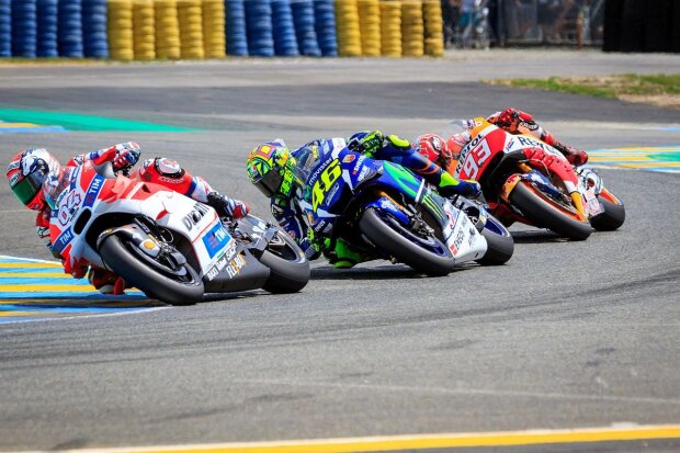 ~Andrea Dovizioso vor Jorge Lorenzo und Marc Marquez ~ ~Andrea Dovizioso vor Jorge Lorenzo und Marc Marquez ~
