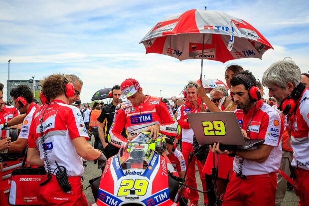  ~Andrea Iannone (Ducati)~       