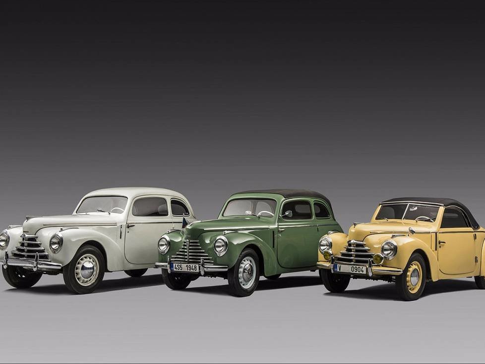Am Dienstag, den 7. Mai 1946, wurde in Mladá Boleslav der erste Serienwagen der Modellreihe Skoda 1101 fertiggestellt. Am häufigsten wurde der Zweitürer gebaut, der dem Modell den Spitznamen ,Tudor? gab, beliebt waren aber auch Fahrzeuge mit den Karosseri