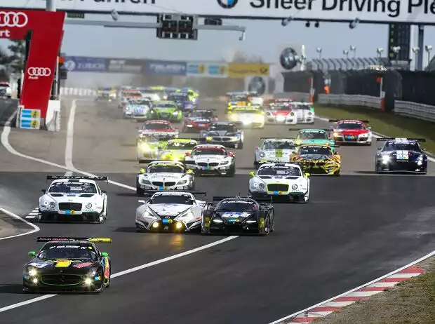 Start am Nürburgring Titel-Bild zur News: Start am Nürburgring