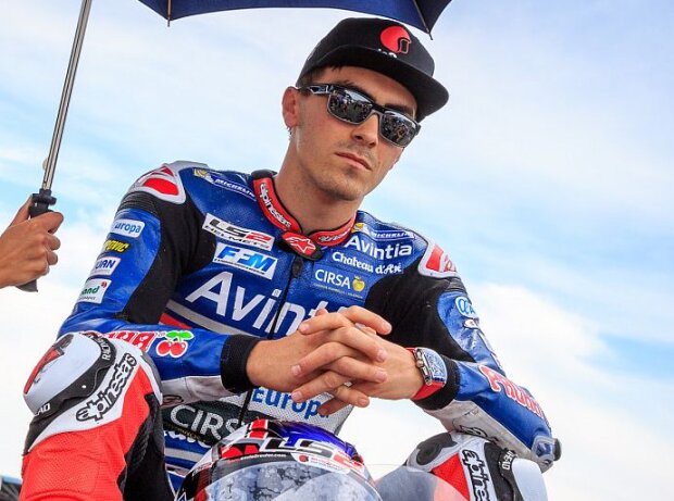 Loris Baz