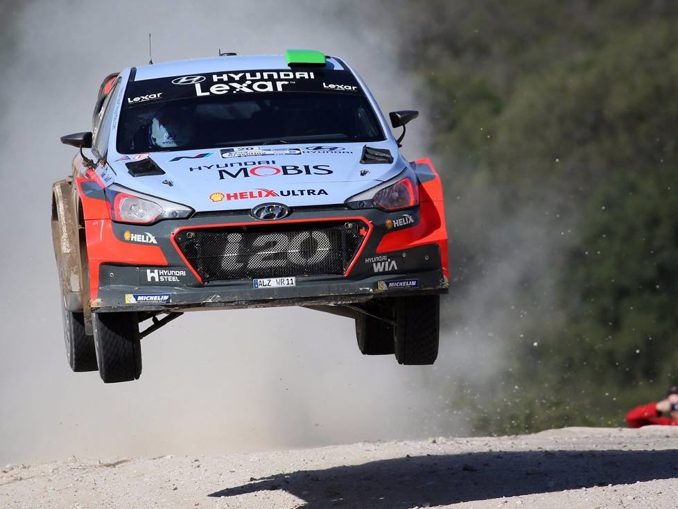 Hayden Paddon, John Kennard