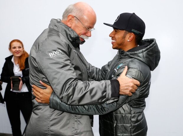 Titel-Bild zur News: Lewis Hamilton; Dieter Zetsche