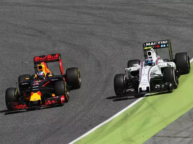 Daniel Ricciardo, Valtteri Bottas Titel-Bild zur News: Daniel Ricciardo, Valtteri Bottas