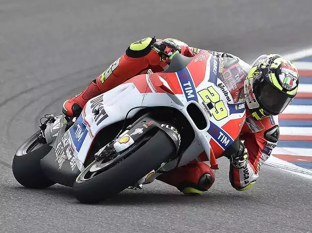 Andrea Iannone Titel-Bild zur News: Andrea Iannone