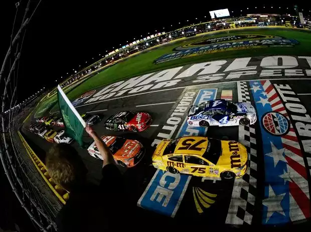 Kevin Harvick, Kyle Busch Titel-Bild zur News: Kevin Harvick, Kyle Busch
