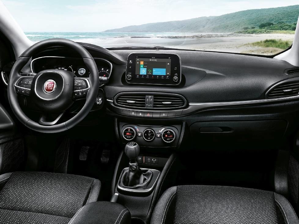 Fiat Tipo 2016, Ausstattung "Lounge"