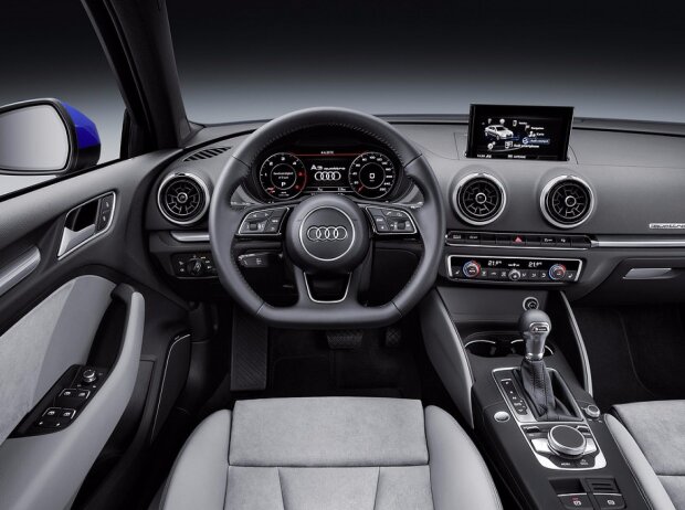 Cockpit des Audi A3 2016