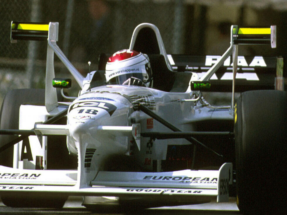 Jos Verstappen mit X-Wings am Tyrrell