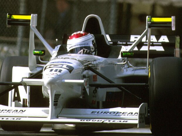 Titel-Bild zur News: Jos Verstappen mit X-Wings am Tyrrell