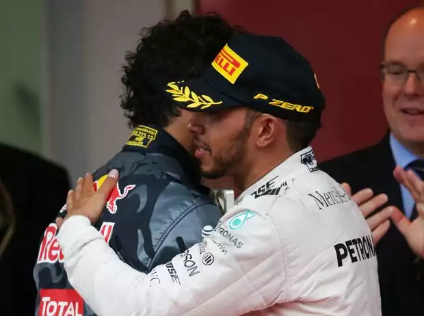 Lewis Hamilton, Daniel Ricciardo Titel-Bild zur News: Lewis Hamilton, Daniel Ricciardo