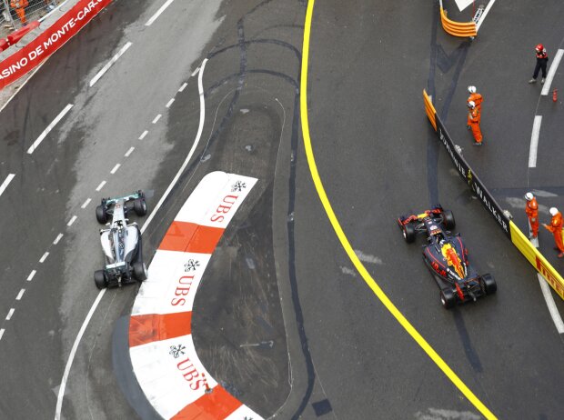 Lewis Hamilton, Daniel Ricciardo Lewis Hamilton, Daniel Ricciardo
