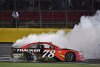 Bild zum Inhalt: Rekordsieg: Martin Truex jun. dominiert NASCAR in Charlotte