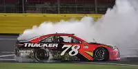 Bild zum Inhalt: Rekordsieg: Martin Truex jun. dominiert NASCAR in Charlotte