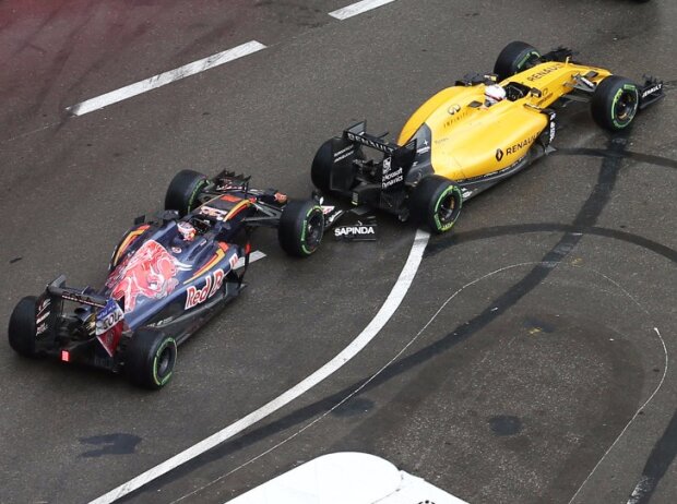 Daniil Kwjat, Kevin Magnussen Daniil Kwjat, Kevin Magnussen