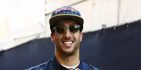 Bild zum Inhalt: Daniel Ricciardo: Altwagen bringt das Lächeln zurück