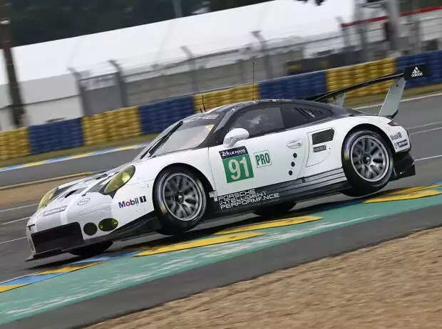 Porsche 911 RSR Titel-Bild zur News: Porsche 911 RSR