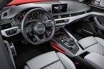 Cockpit des Audi S5 Coupé 2016