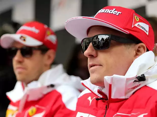 Kimi Räikkönen, Sebastian Vettel Titel-Bild zur News: Kimi Räikkönen, Sebastian Vettel