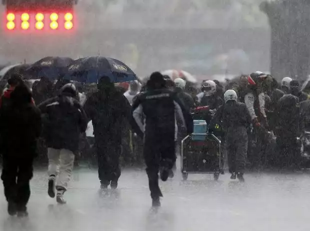 Titel-Bild zur News: Regen in Montreal