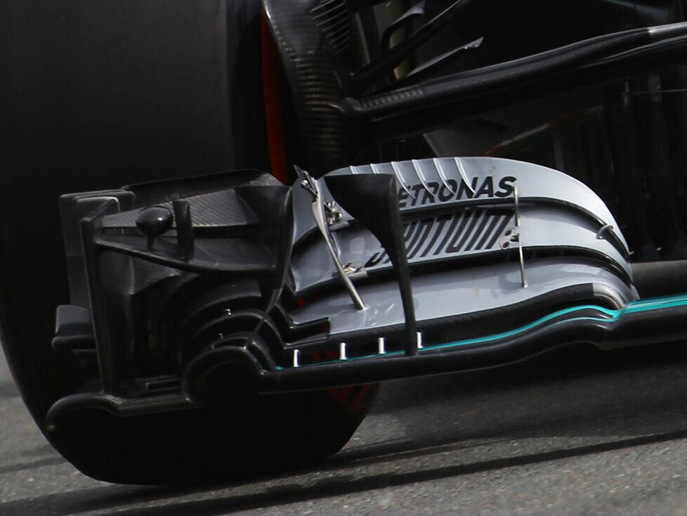 Mercedes F1 W07 Hybrid