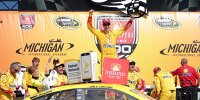 Bild zum Inhalt: NASCAR: Joey Logano triumphiert in Michigan