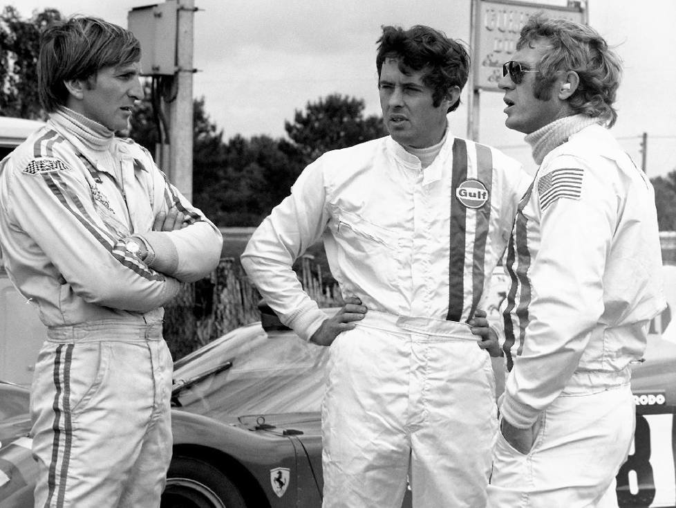 Le Mans 1970: Steve McQueen, Brian Redman und Derek Bell besprechen die Dreharbeiten zum Film "Le Mans"