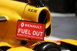 Benzin-Warnschild bei Renault