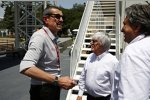 Bernie Ecclestone und Günther Steiner (Haas)