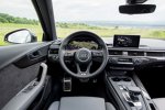 Cockpit des Audi S4 2016