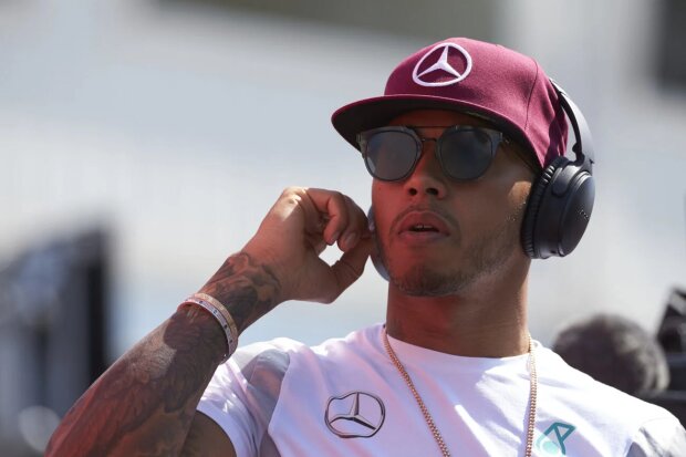 Lewis Hamilton Mercedes Mercedes AMG Petronas Formula One Team F1 ~Lewis Hamilton (Mercedes) ~ 